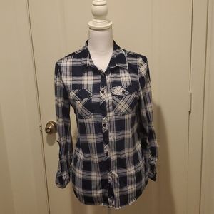 Long sleeve plaid shirt